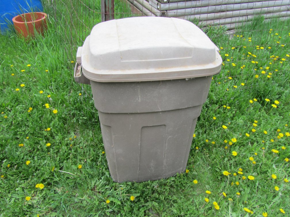 Plastic Trash Bin