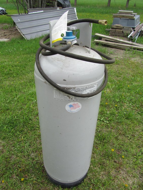 100lb Propane Tank With Regulator