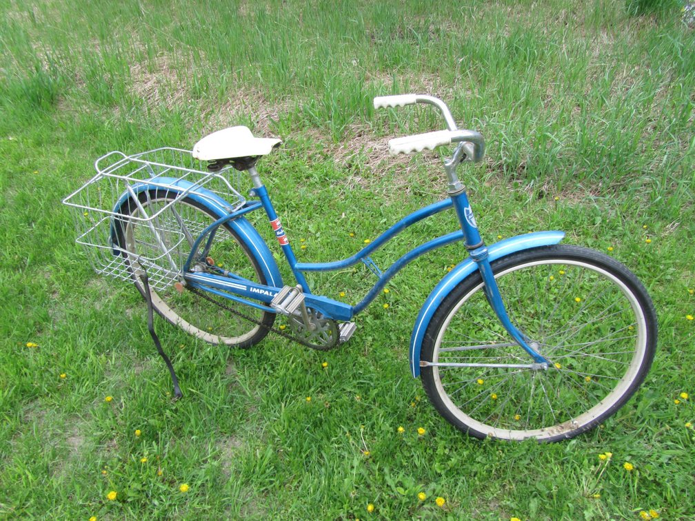 Holiday Impala Bicycle With Rear Basket