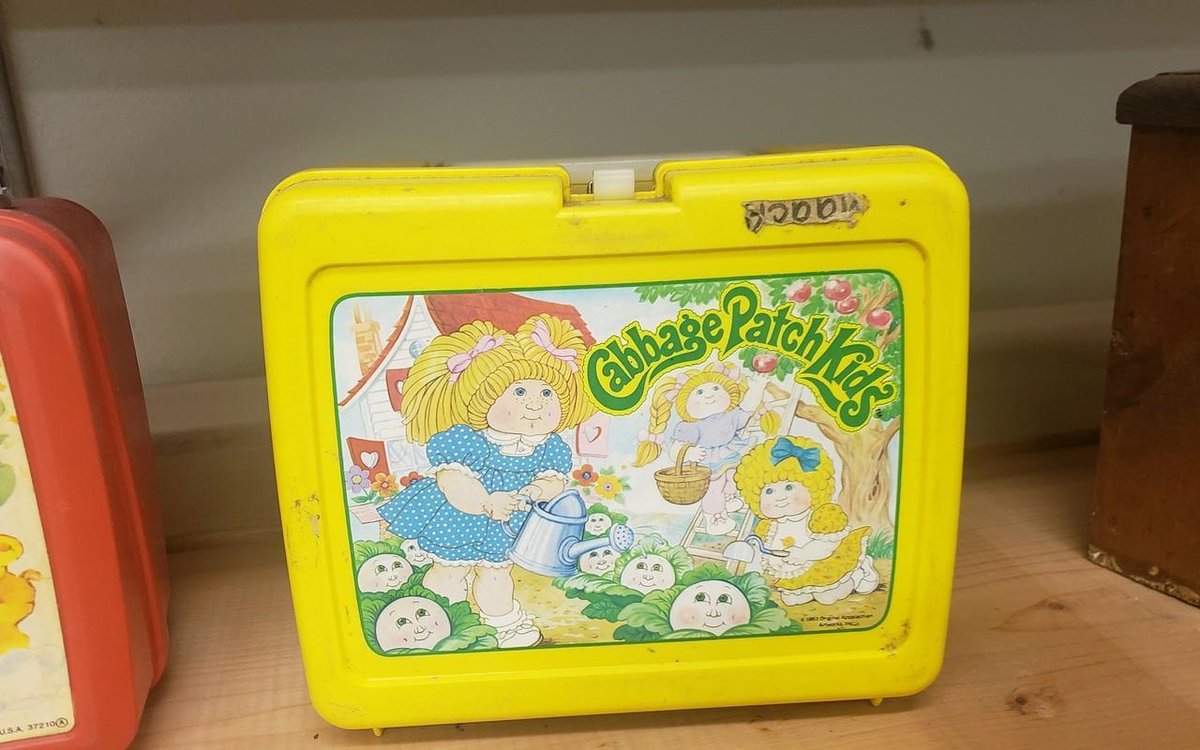 Cabbage patch lunch box