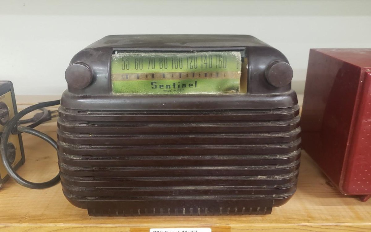 Vintage brown Sentinel radio