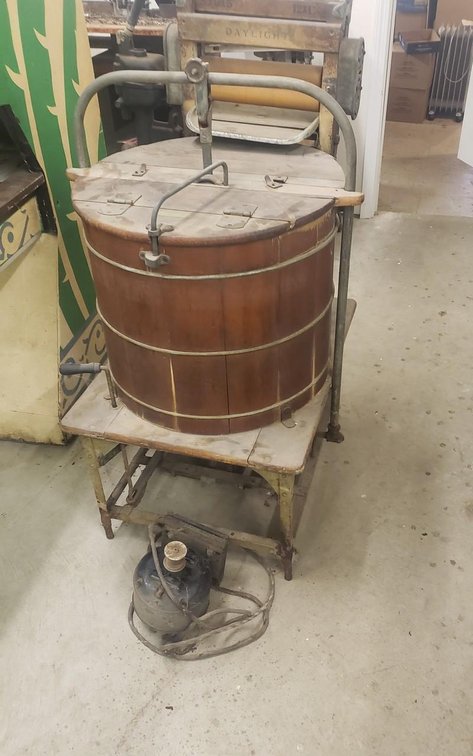 Antique washing machine