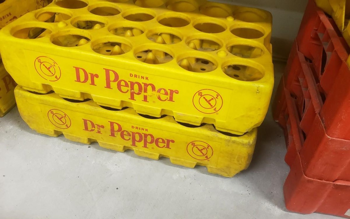 2 Coke crates