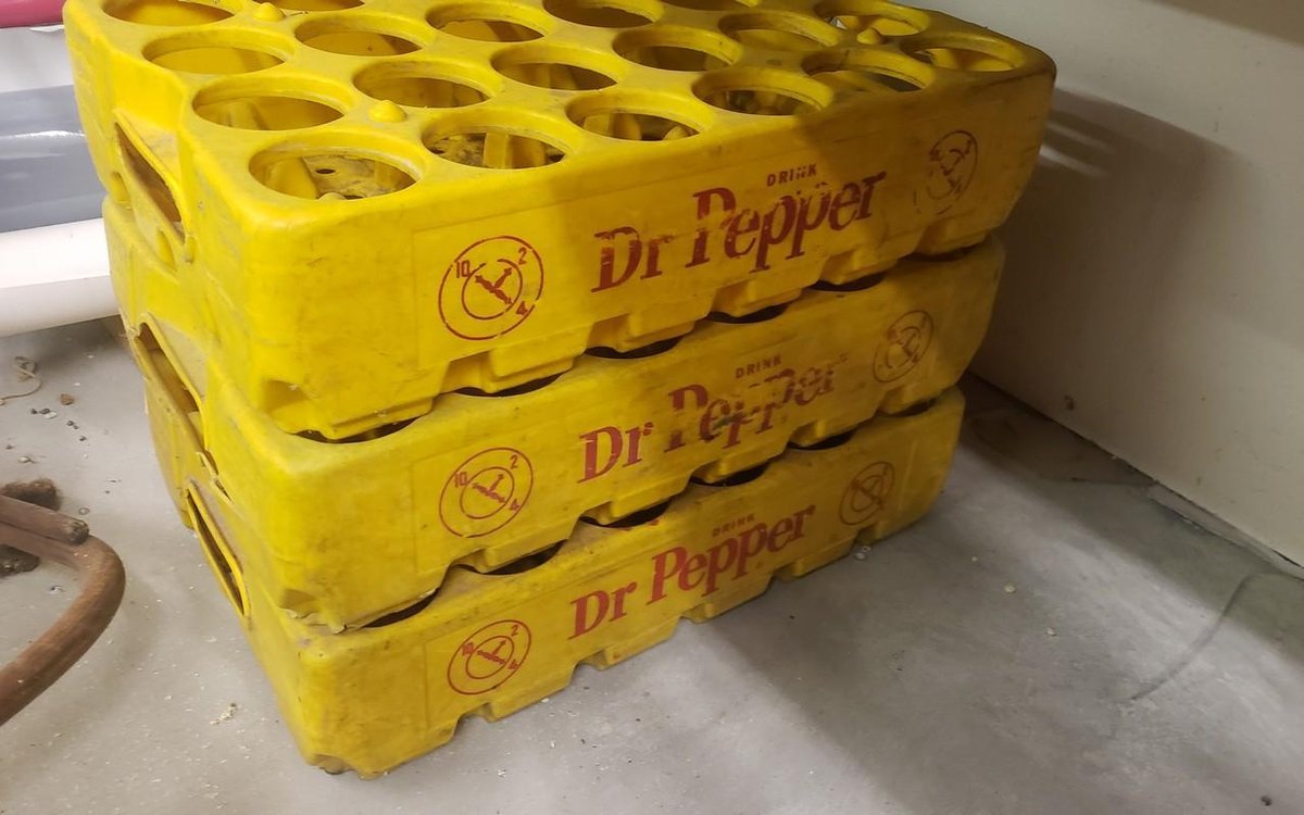 3 Coke crates
