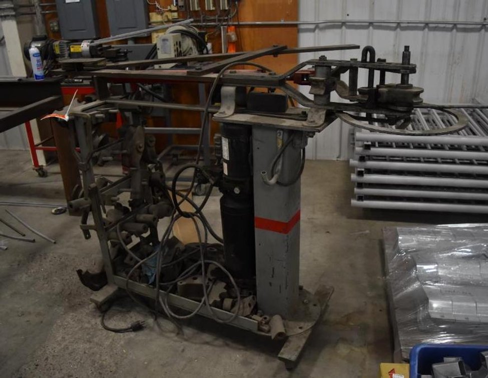 Hossfeld Pipe Bending Machine With Large Assortment of Dies