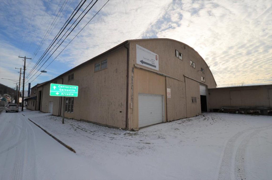 80' x 100' Building For Removal