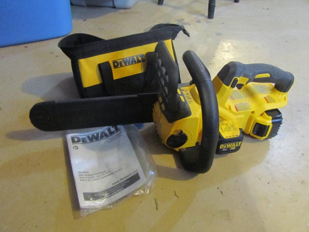 DeWalt 20v Cordless Chainsaw