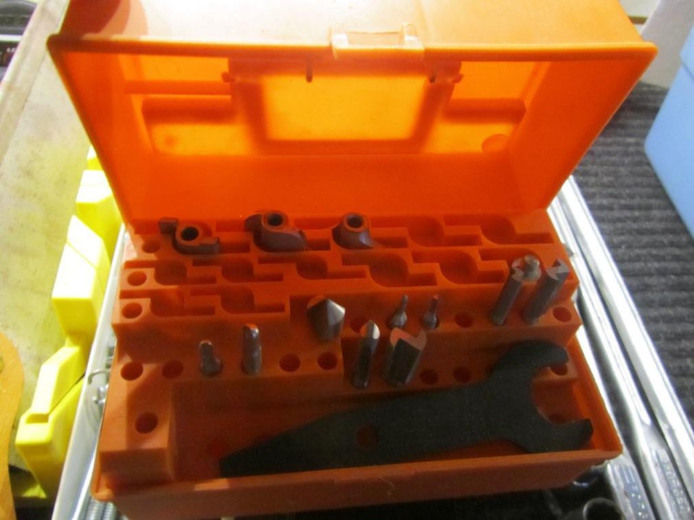 Various Router Bits