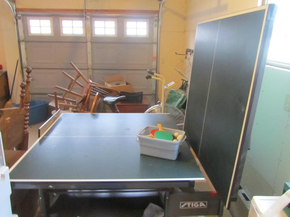 Stiga Ping Pong Table