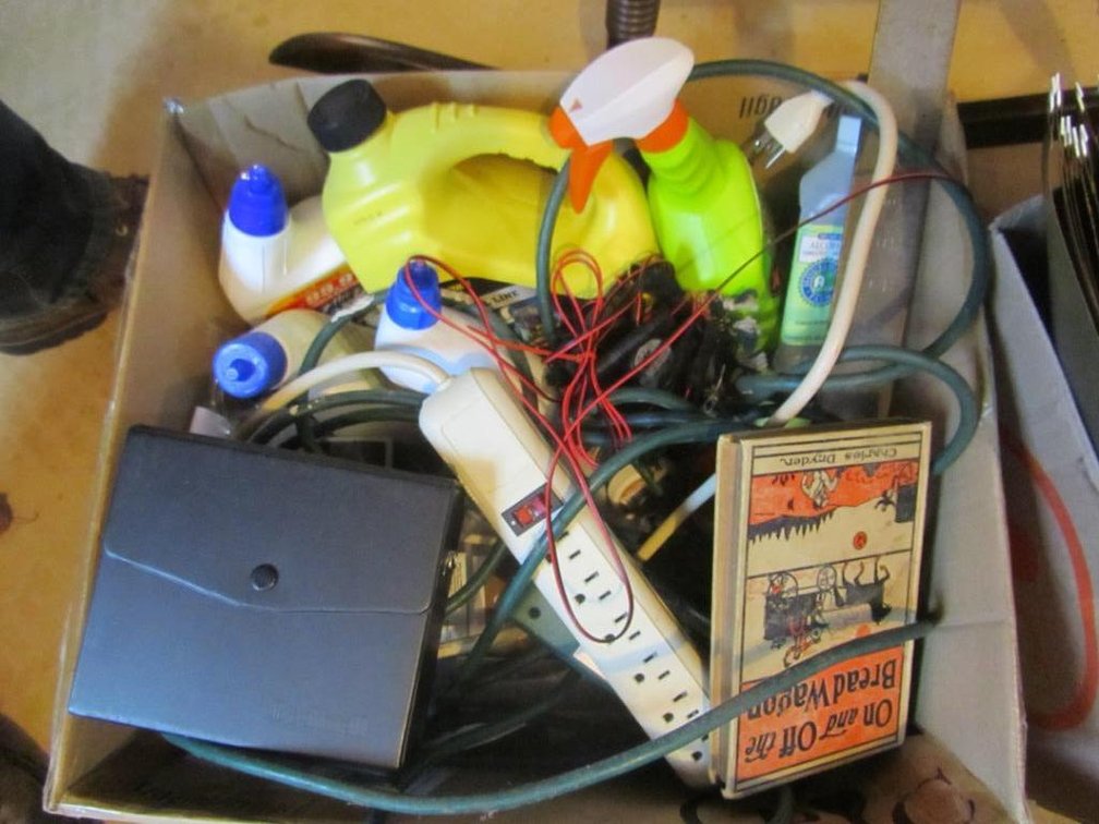 Box of Assorted Housewares