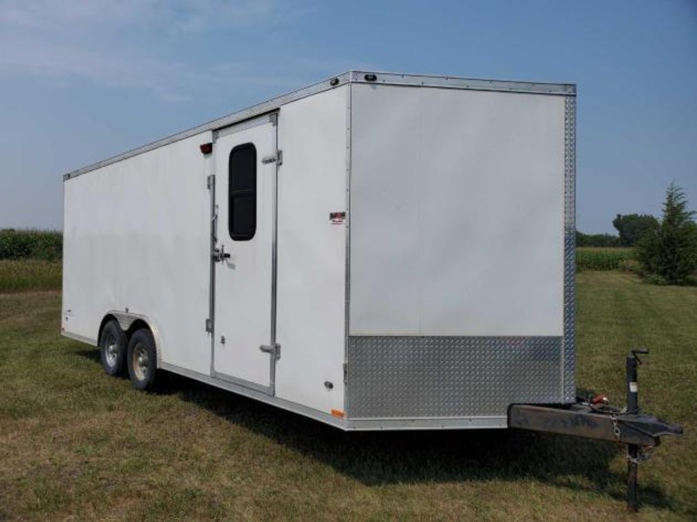 2016 STEALTH TITAN 8.5'X20' (LIGHT HAIL SALVAGE TITLE) 5200 LB AXLES/ELECTRICAL/E-TRACK/RAMP DOOR 