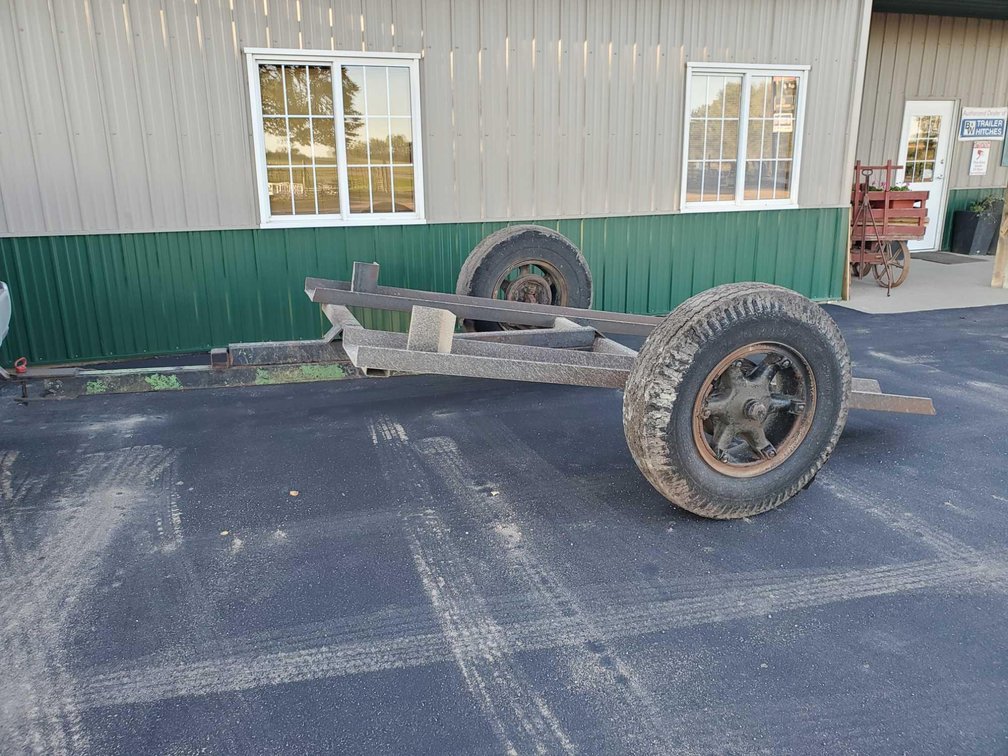 2 WHEEL SKIDLOADER TRAILER (NO TITLE AG USE)
