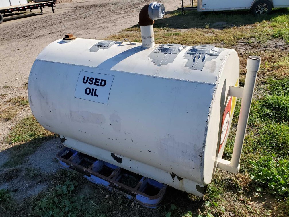 DUAL WALL OIL TANK WITH SKID APPROX 300 GALLON