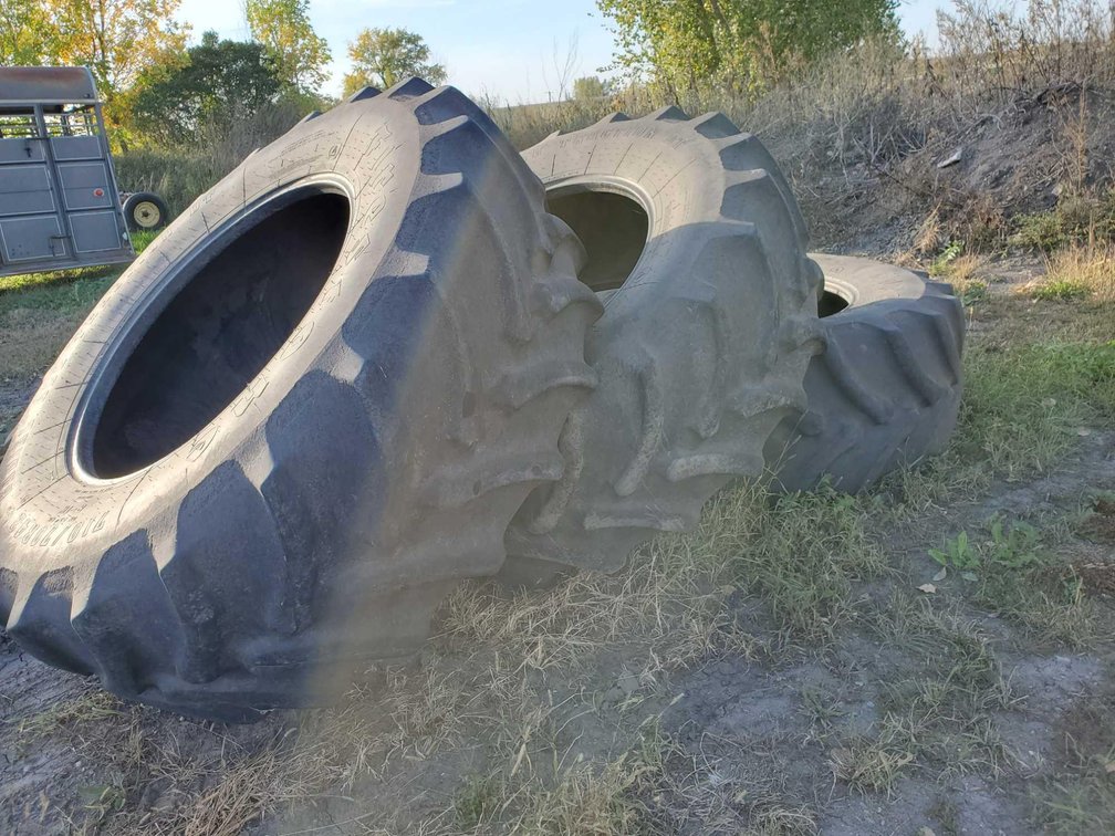 FIRESTONE 710/70R42 TRACTOR TIRES