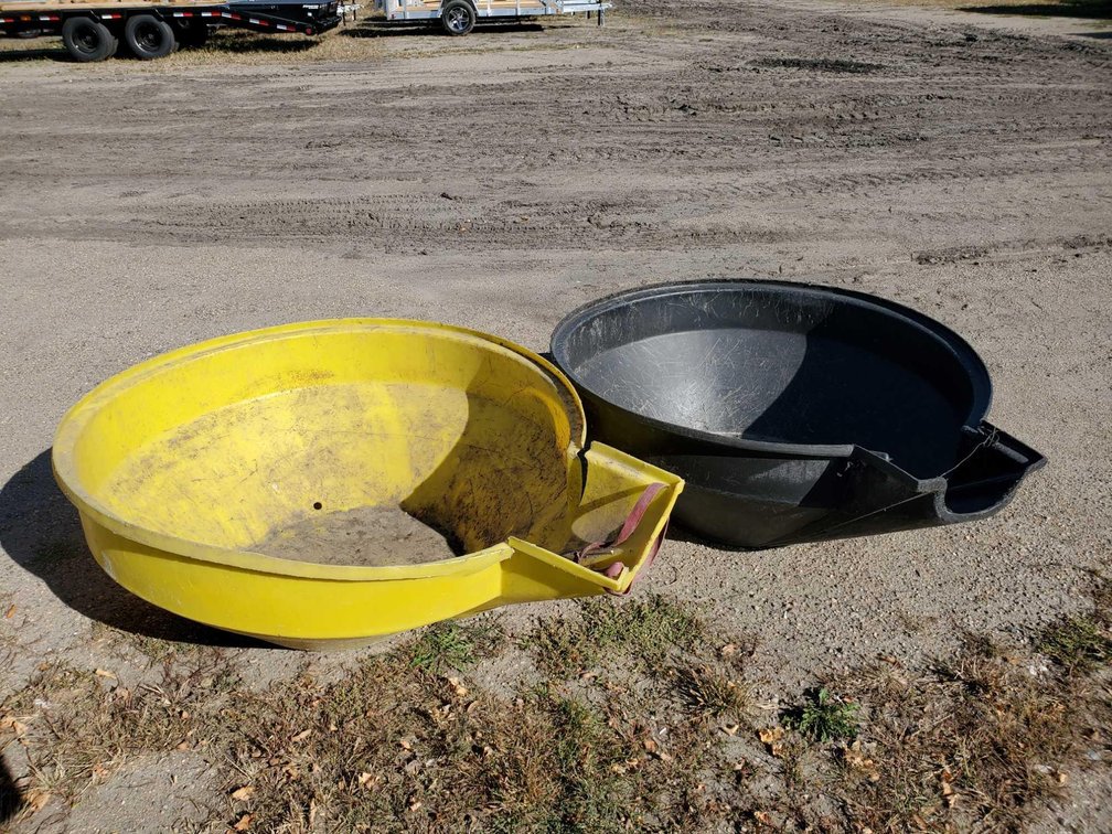 POLY AUGER HOPPERS (PAIR)