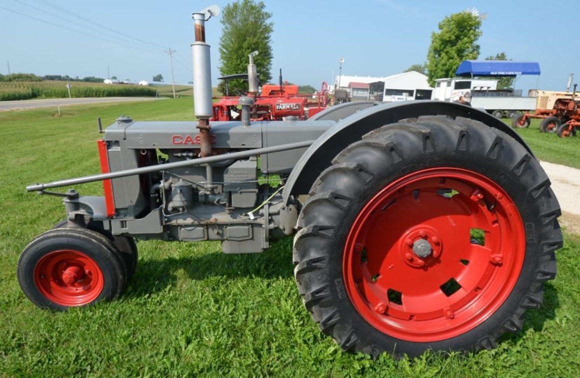 Case CC Tractor on Rubber