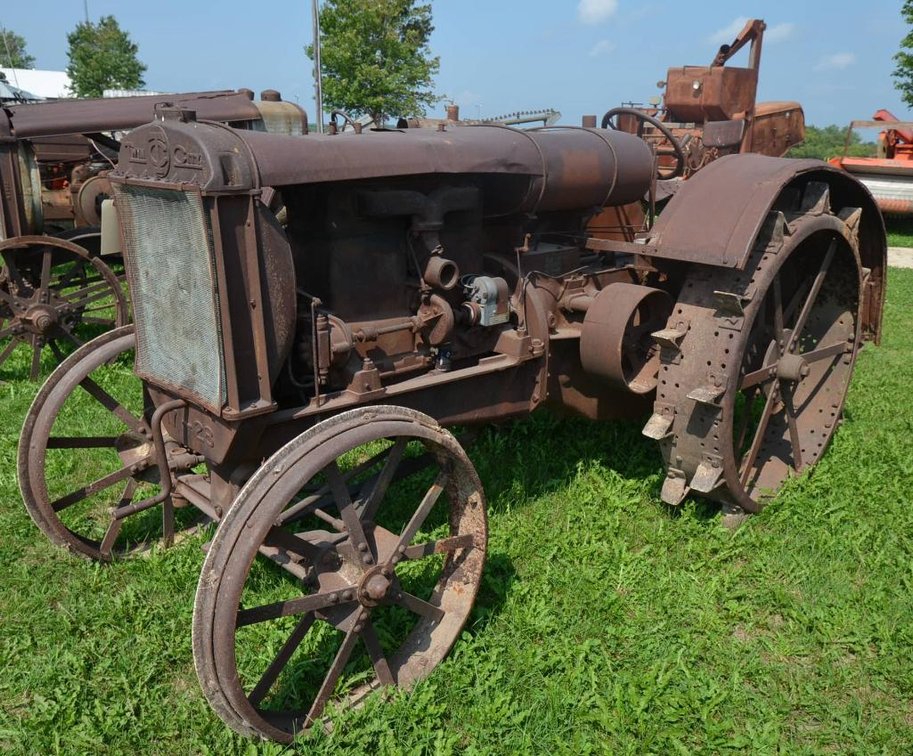 17-28 Twin City Tractor on Steel