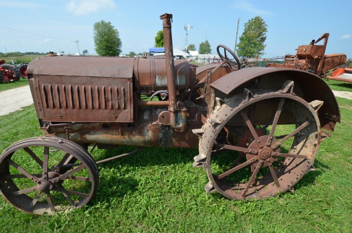 McCormick-Deering 15 30/32? Tractor on Steel
