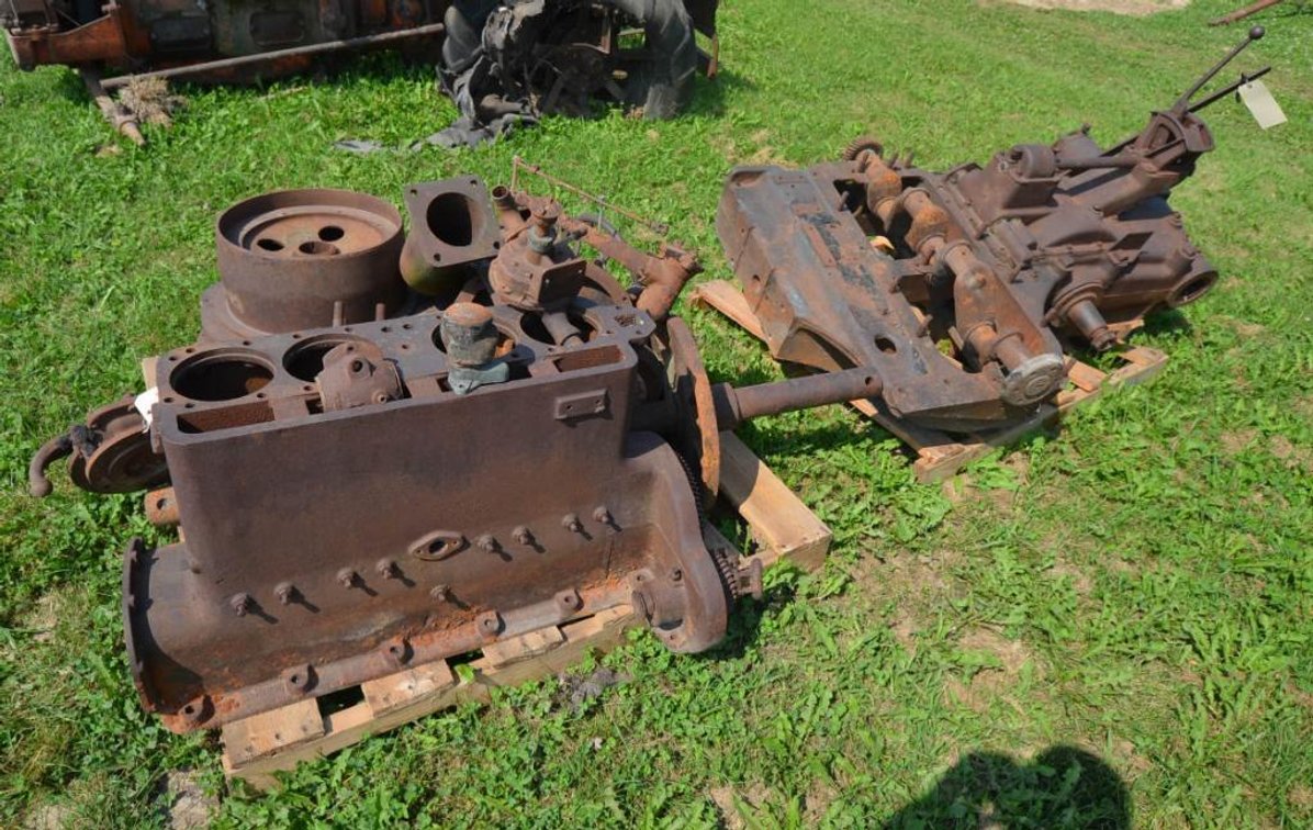 Case Cross Engine 1527 Parts