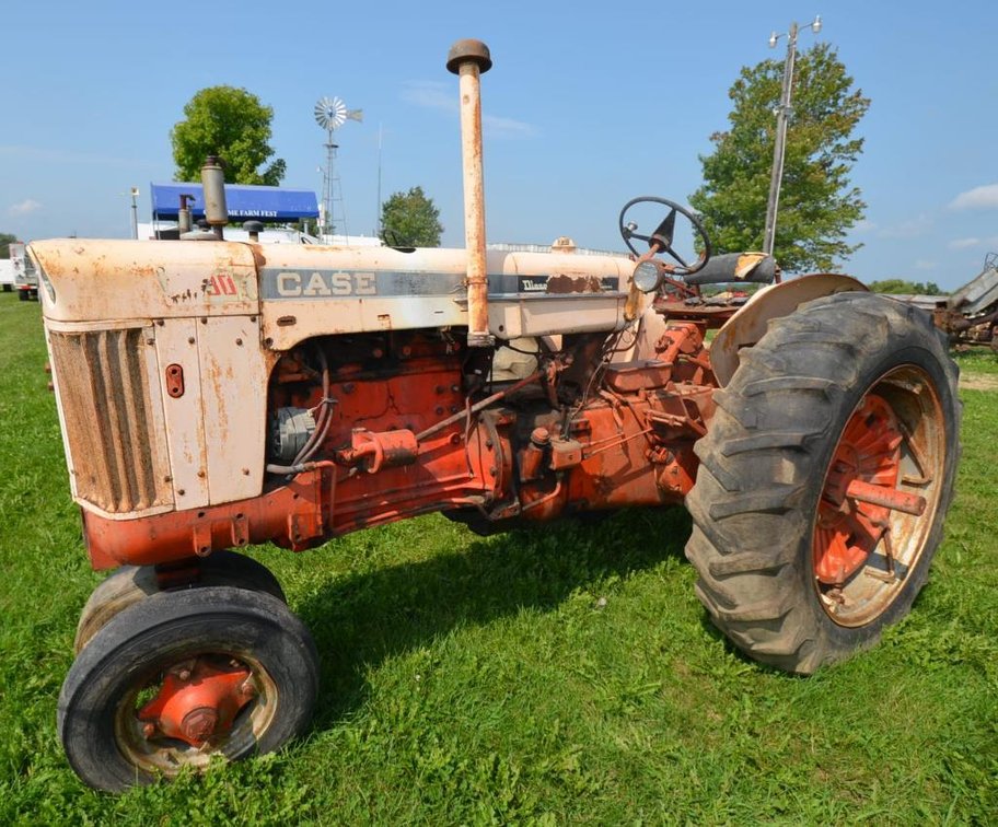 Case 830 Diesel Caseomatic Tractor