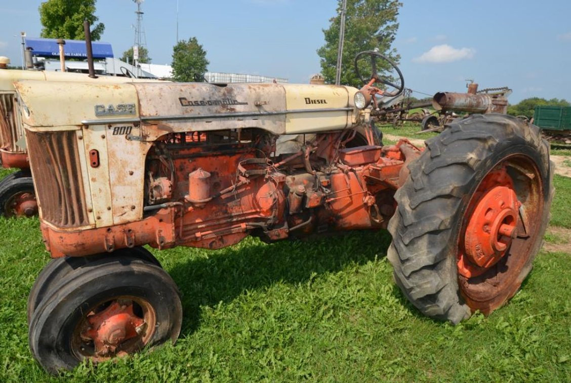 Case 800 Diesel Caseomatic Tractor