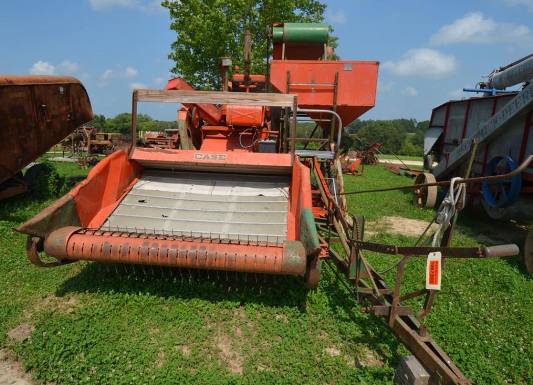 Case Model 75 Pull Type Combine