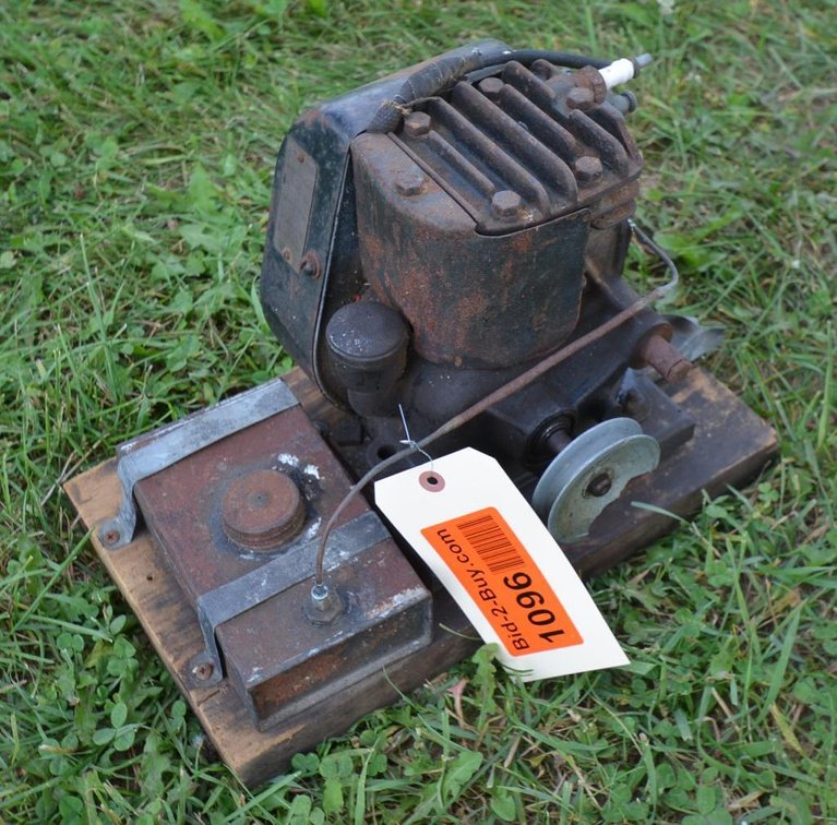 Briggs N Stratton Model WMB Engine