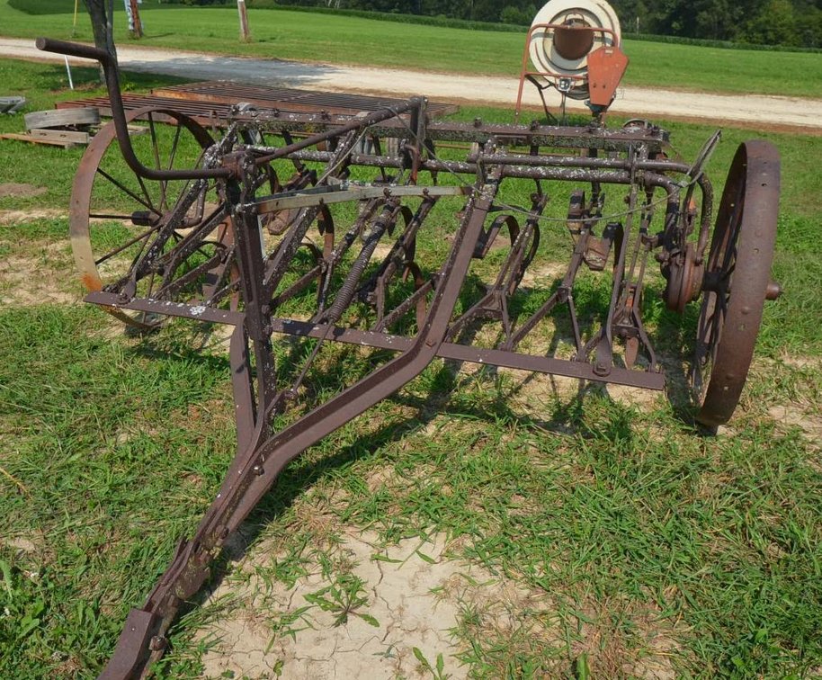 7' Quack Digger