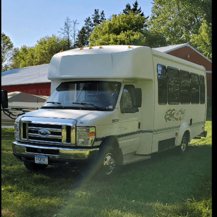 2010 Ford E450 Super Duty Bus 153k Miles