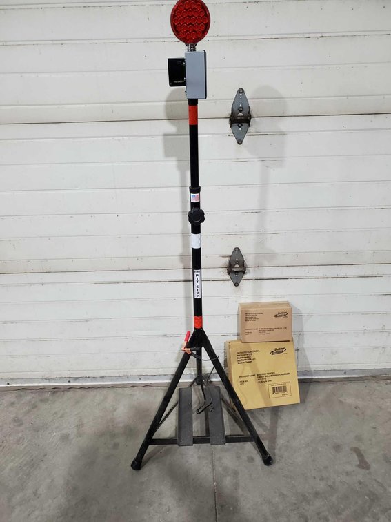 PIT STOP TRUCK POSITIONING ASSIST FOR UNLOADING YOUR GRAIN TRUCKS AND TRAILERS OVER YOUR PIT/HOPPER