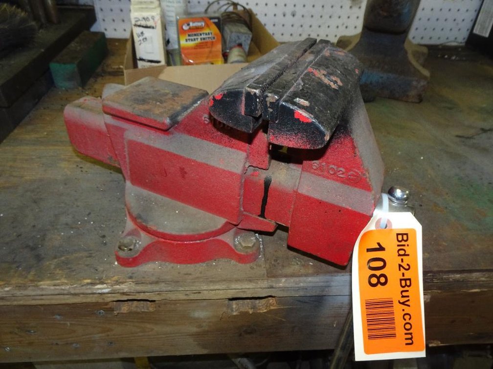 Wright Tools 5-1/2" Bench Vise