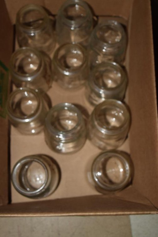 (11) Syrup Dispensers With No Lids