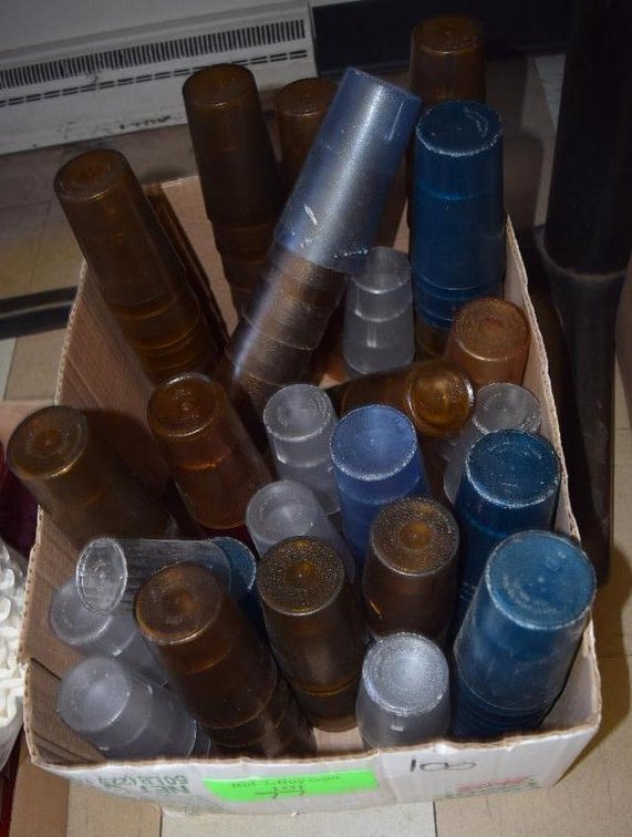 (100) Assorted Plastic Glasses