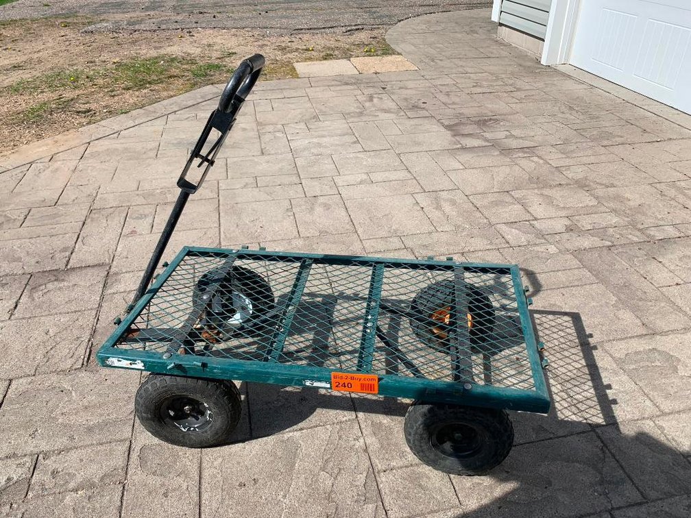 20" X 40" Lawn Wagon