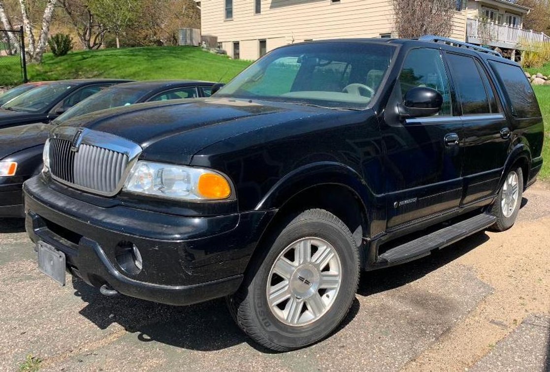 2002 Lincoln Navigator 4WD, 136K, 5.4L 32V Intech Needs Head Gasket