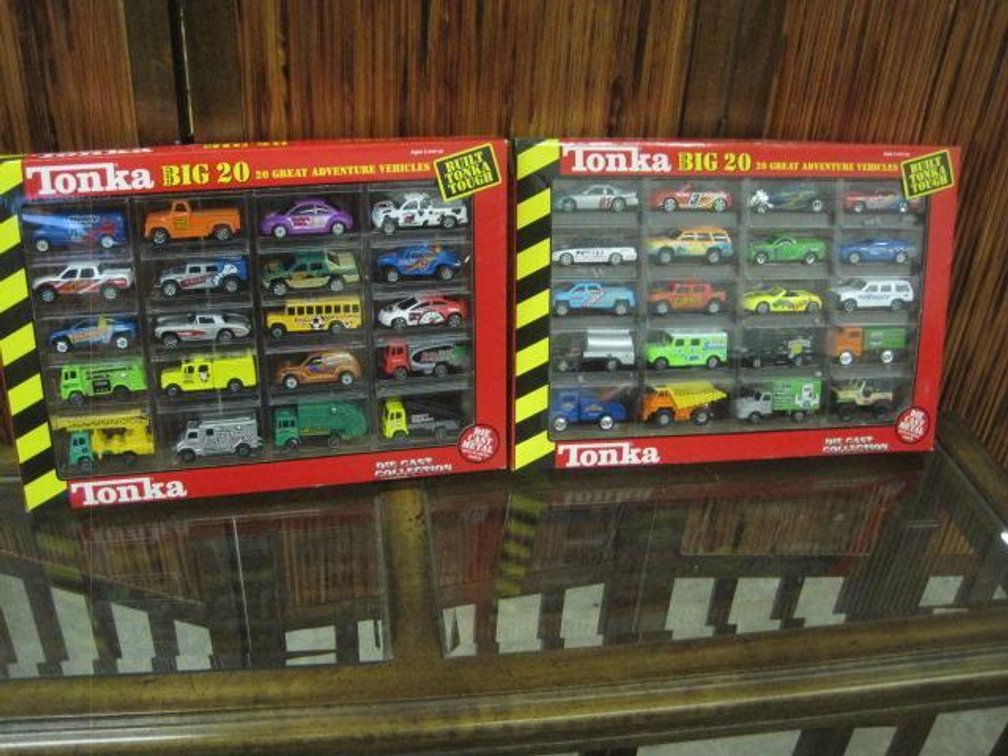 Lot of 2 Tonka Big 20 Die-cast cars