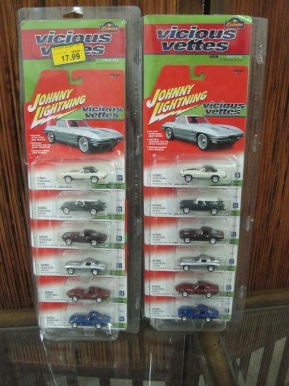 Lot of 2 Johnny Lightning Snap Packs Vicious Vettes