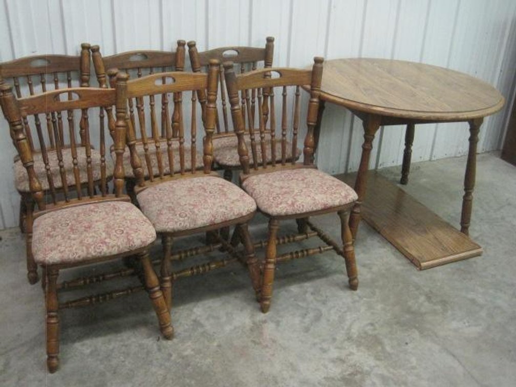 Dining Table Leaf & 4 Chairs 39" round