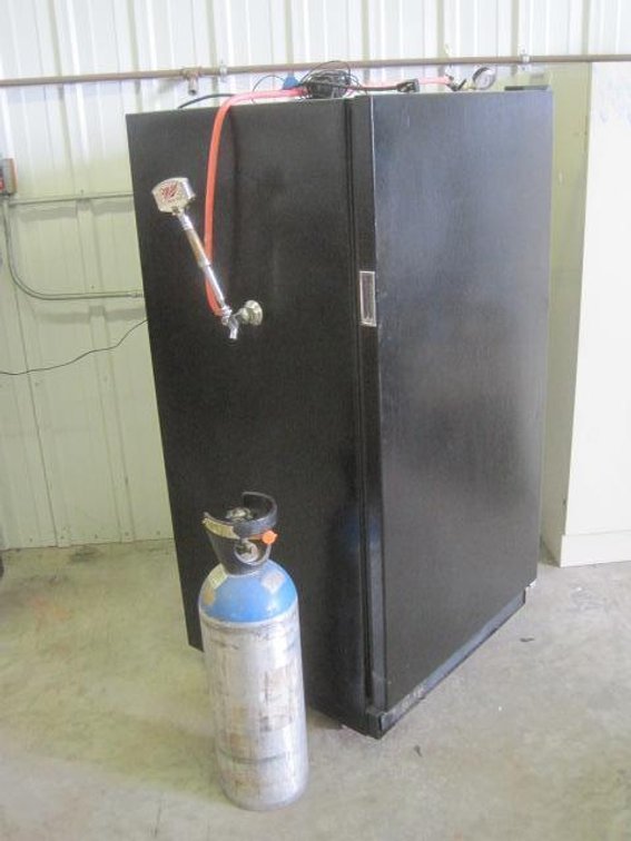 Keg Refrigerator w/Tapper & CO2 Tank 28" w x 58" t