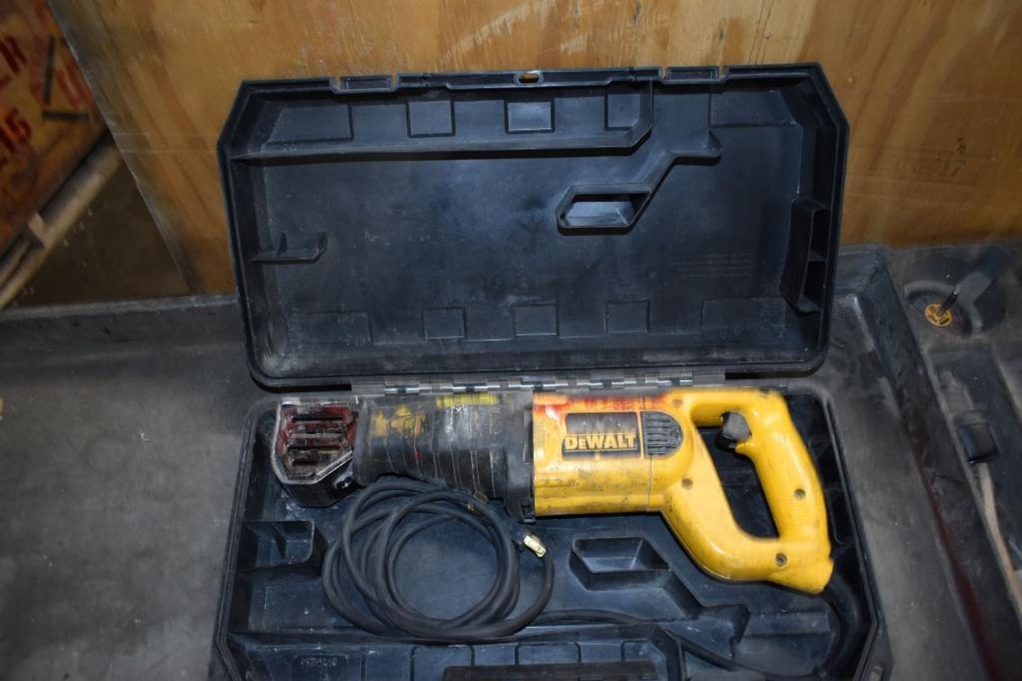 DeWalt DW304P Electric Reciprocating Saw 120v