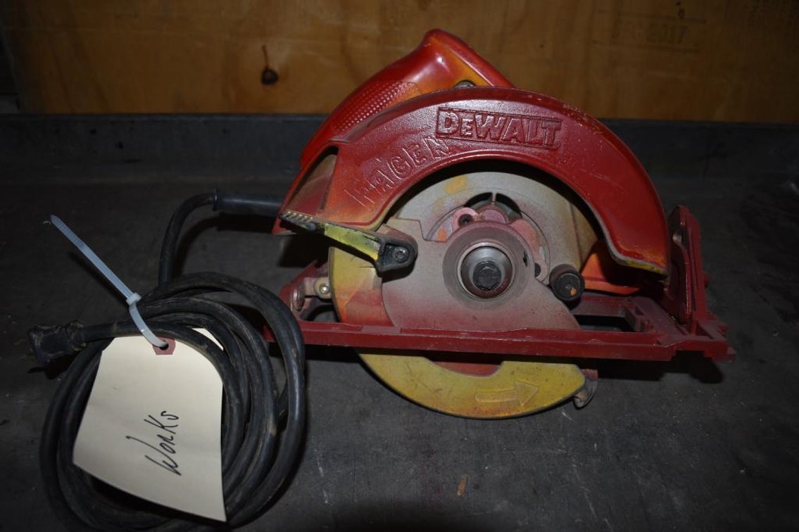 DeWalt DW368 7-1/4" Electric Circular Saw, 120v