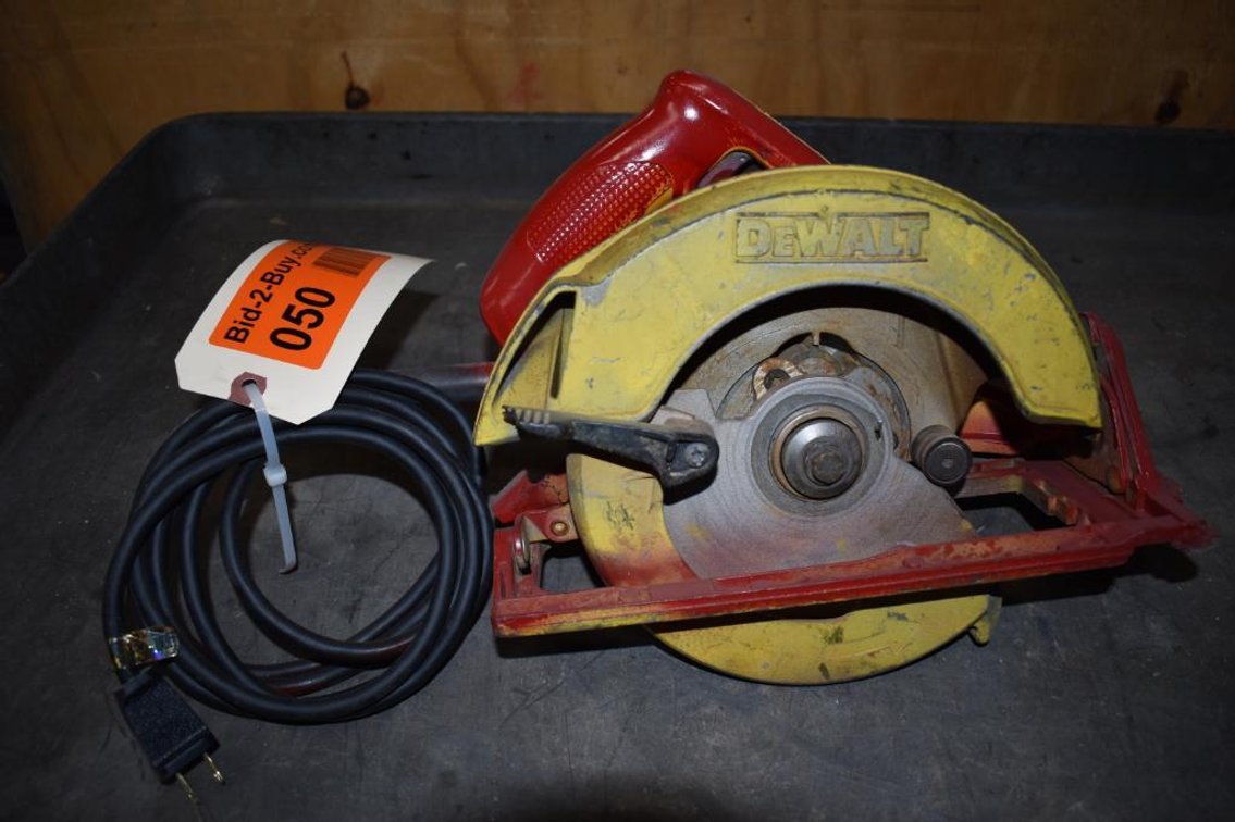 DeWalt DW368 7-1/4" Electric Circular Saw, 120v