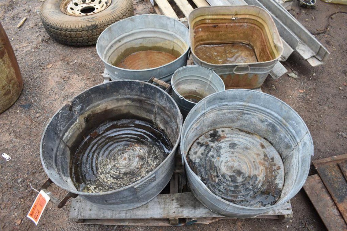 (4) Assorted Metal Wash Tubs and (1) Metal Bucket