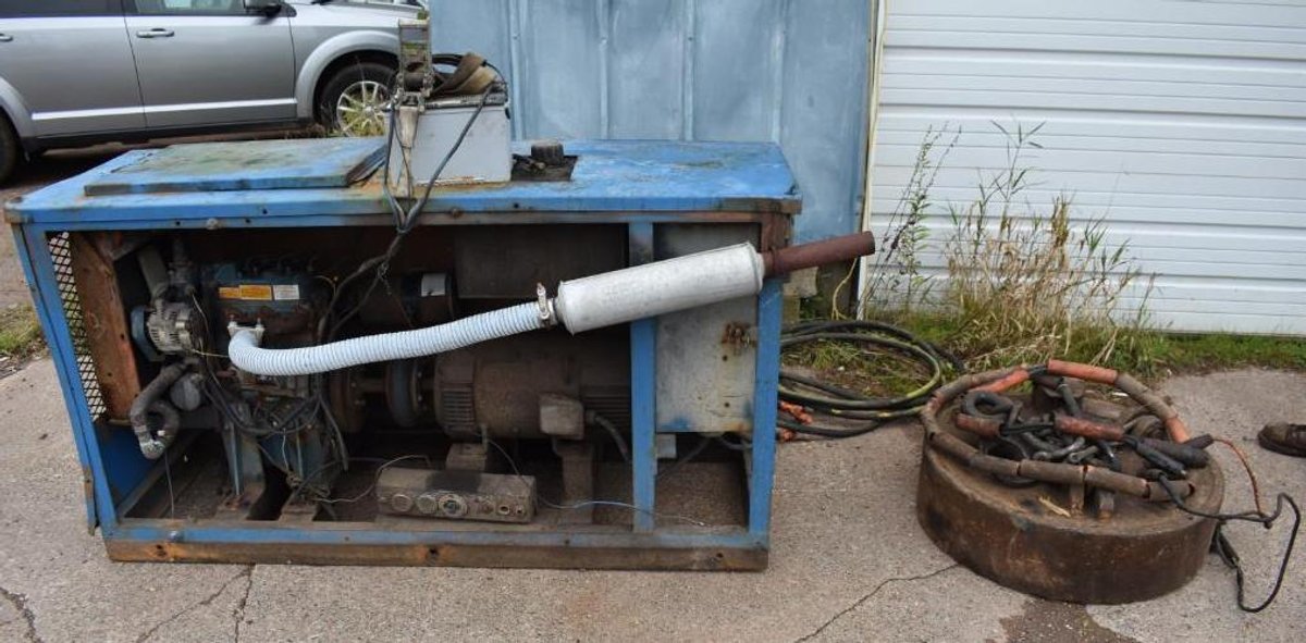 Industrial Magnet With Kubota Motor Generator & Controls