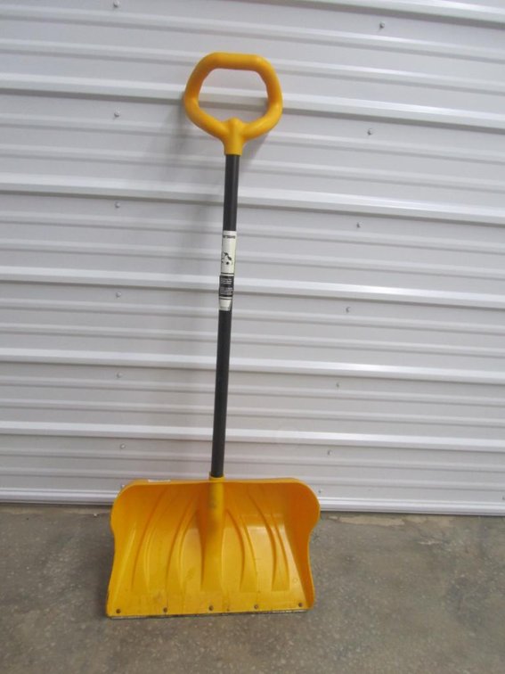 True Temper Snow Shovel