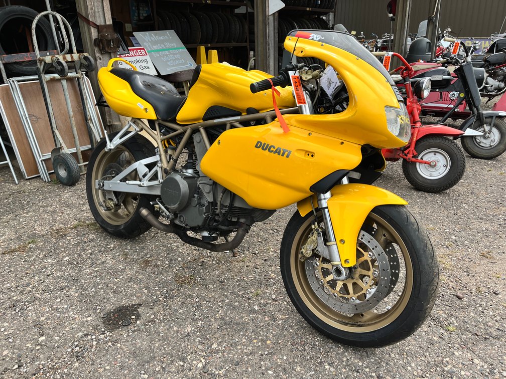 2000 Ducati 750 Super Sport Motorcycle