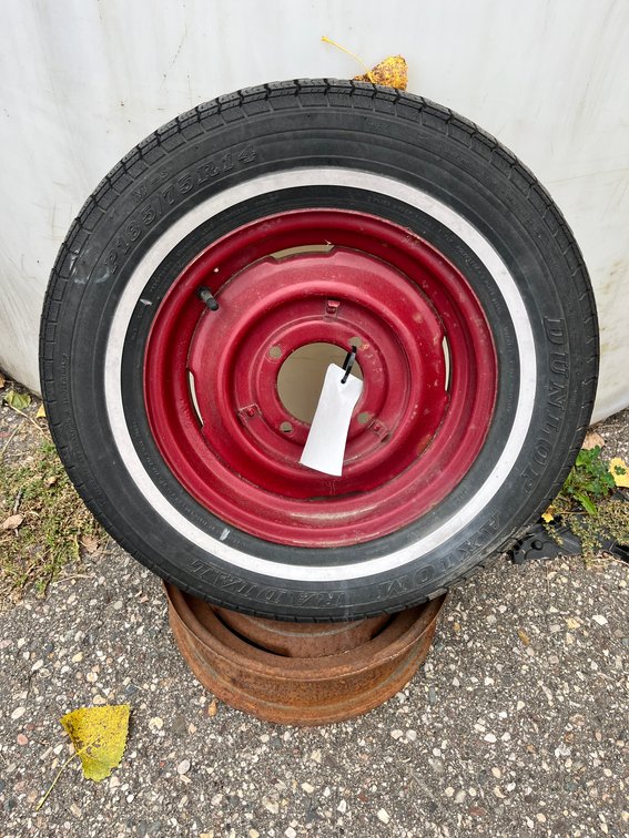 P185/75R14 Tire With Rim