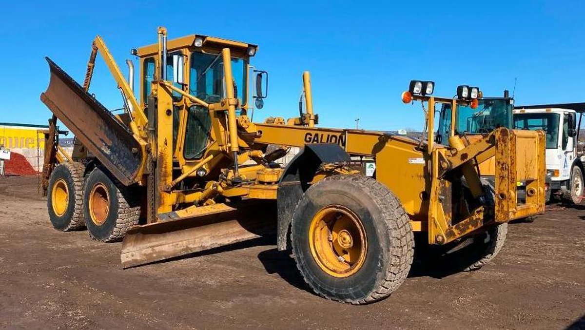 1995 Galion 850 Road Grader, 7,291 Hours