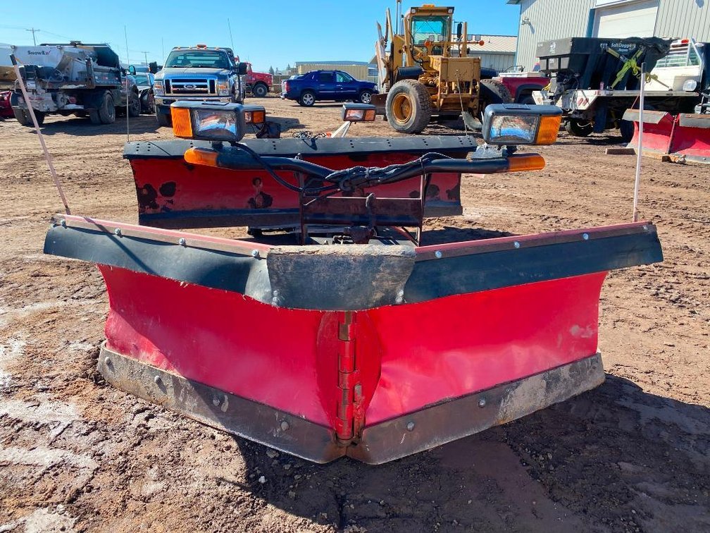 Boss 8' 2" Power V Snow Plow