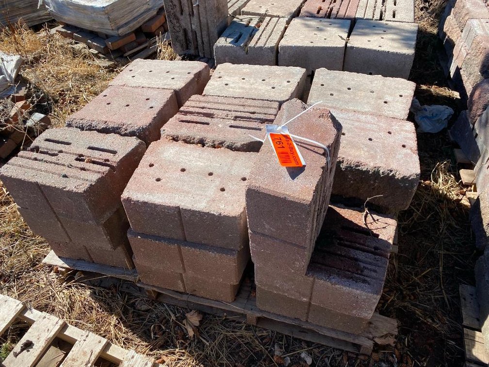 (27) 16" x 12" x 7" Blocks